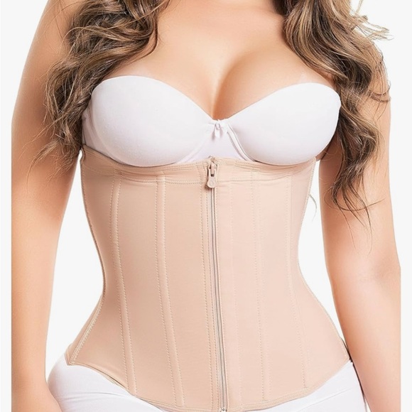 Salome Other - Women's Cream Shapewear Corset